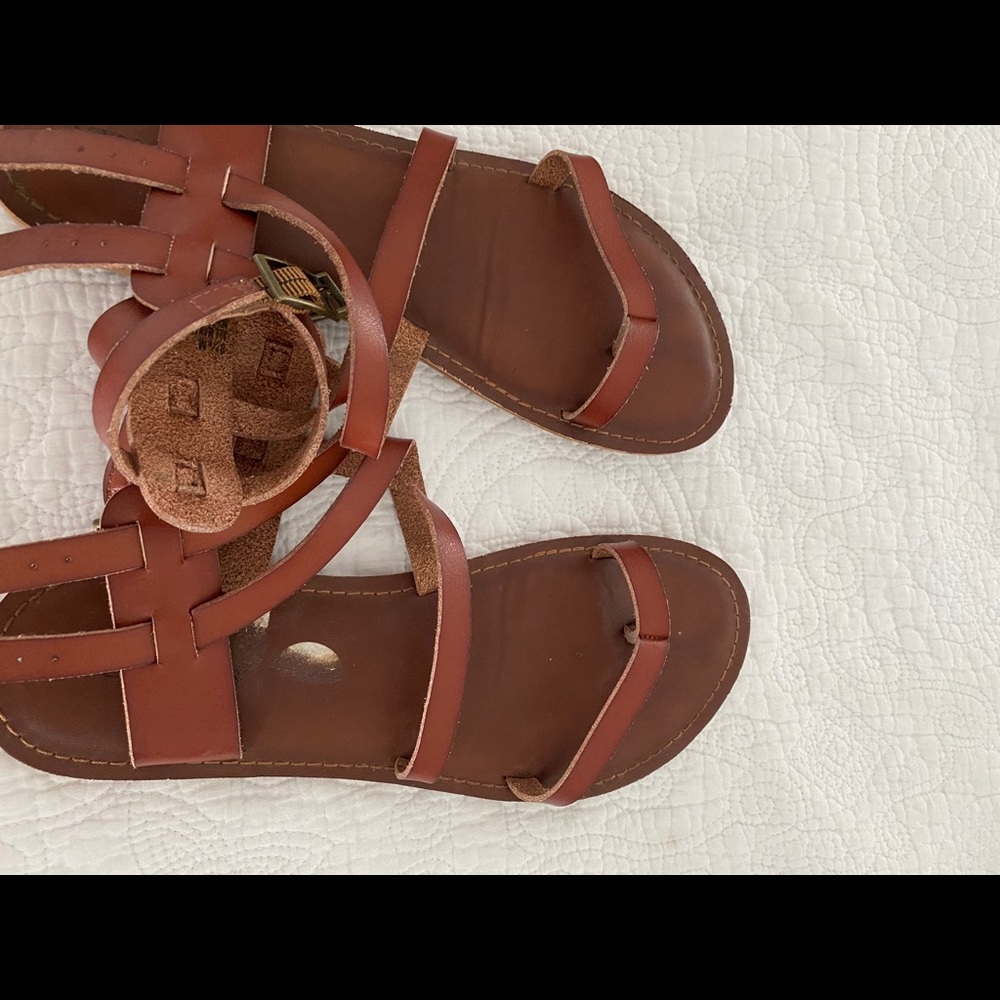 Brown cute sandals
